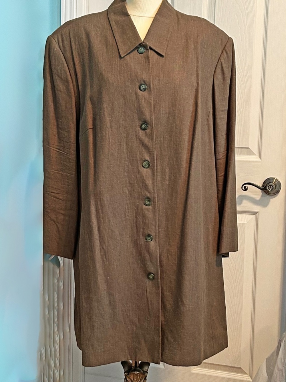 JACKET, 55% LINEN, GREYISH KHAKI, SIZE 24, 2 FRONT POCKETS STILL SEWN SHUT,